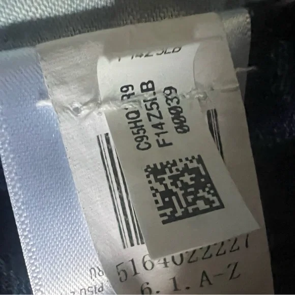 American Eagle Slim Straight-Leg Jeans Size: 32x32 - Picture 10 of 11